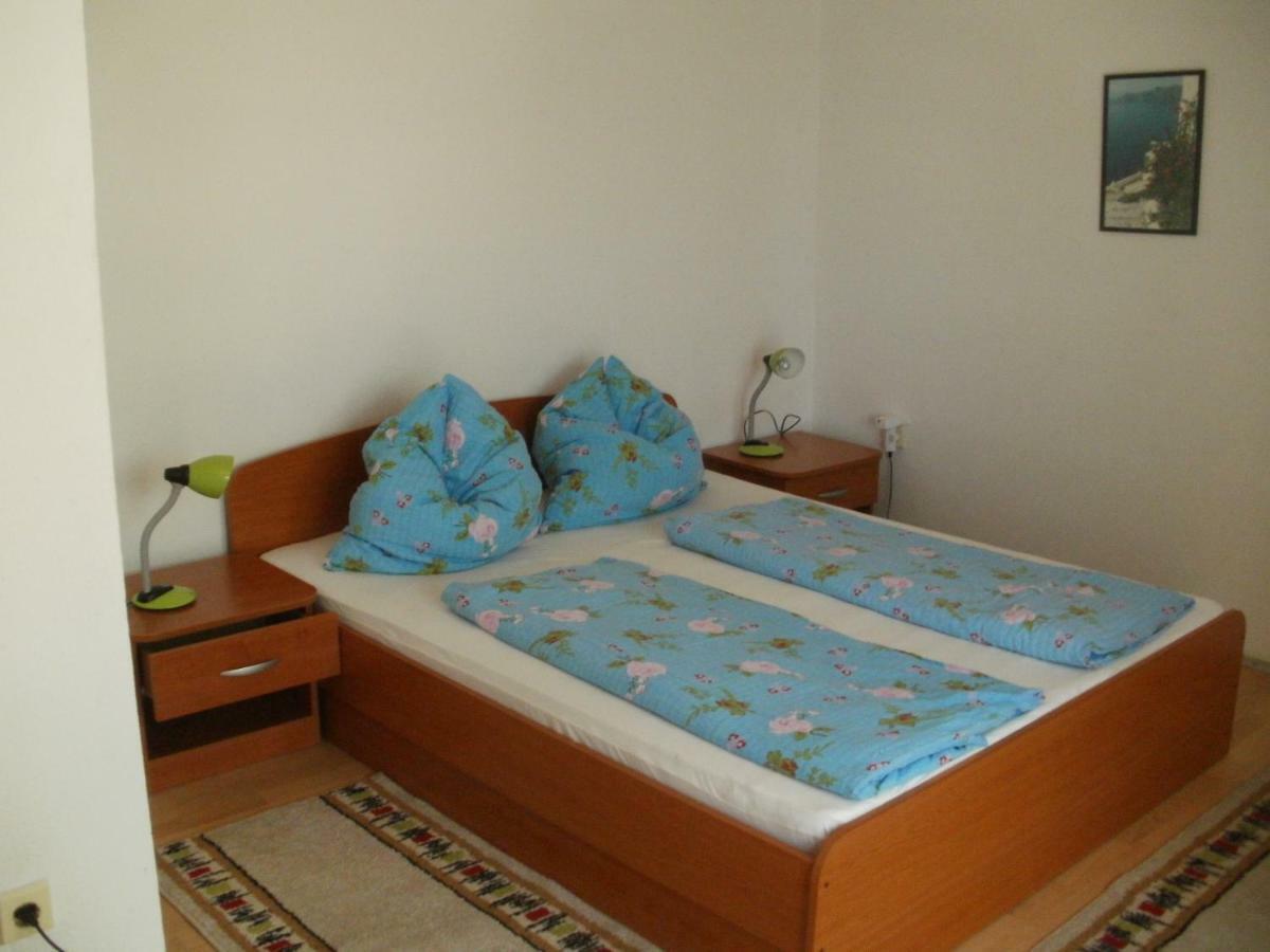 Apartments & Rooms Neno Tribanj-Kruscica Esterno foto